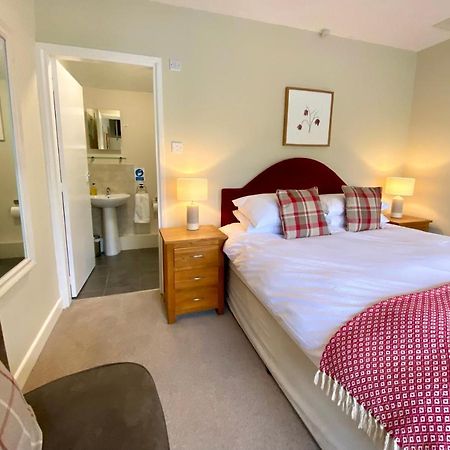 Отель The Craven Arms Сеттл Экстерьер фото