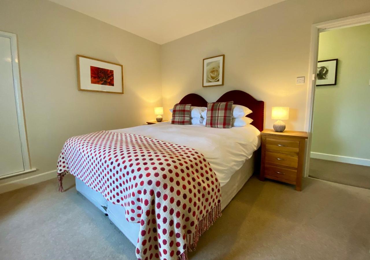 Отель The Craven Arms Сеттл Экстерьер фото